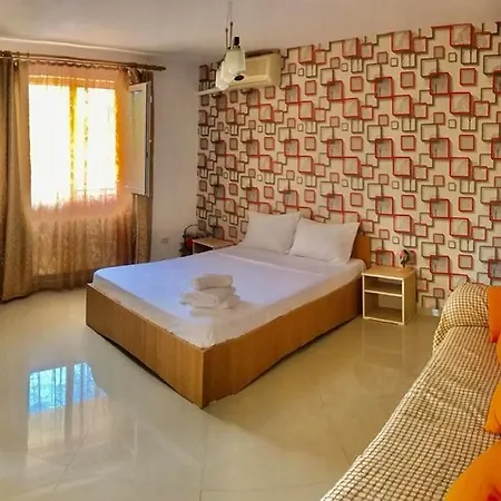 بيت ضيافة Vila Florentina إيفوري نورد