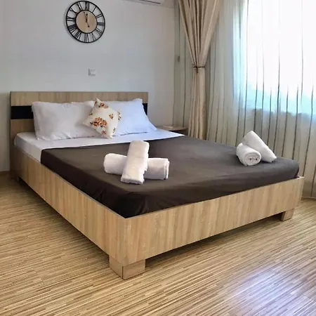 بيت ضيافة Vila Florentina إيفوري نورد